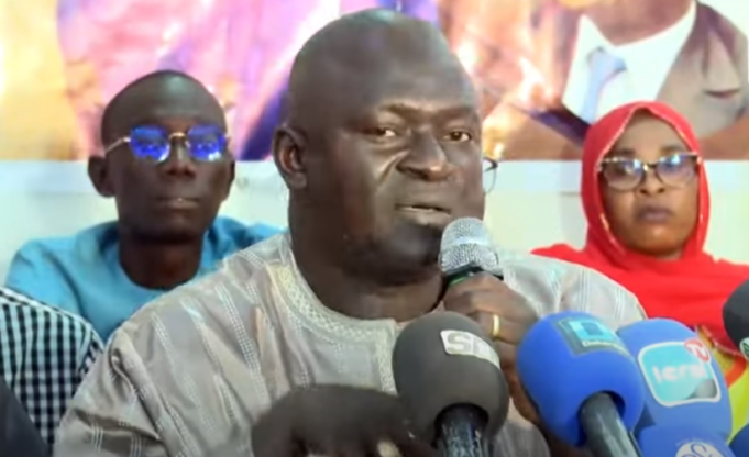 Sous bracelet électronique : Le trésorier de Pastef à Mbacké rejoint BBY et tacle le député Cheikh Thioro Mbacké.