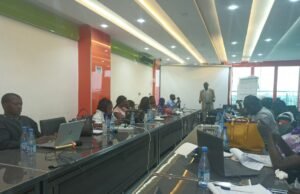 Séminaire de RSF et CJRS à Kaolack sur la couverture médiatique en période électorale, le Journaliste-formateur Ibrahima Bakhoum partage son expérience avec les participants