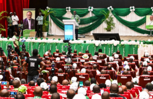 Côte d’Ivoire : Suspension du 8e congrès extraordinaire du PDCI-RDA, le candidat Tidjane Thiam affirme qu’il sera candidat quelle que soit la forme et la date du scrutin