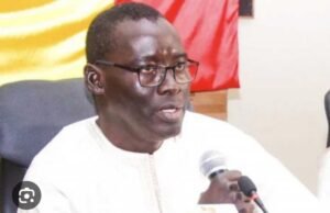 Changement à la Tête de l’Office du Bac : Cheikh Ahmadou Bamba GUEYE prend la place de Socé Ndiaye et devient le Nouveau Directeur