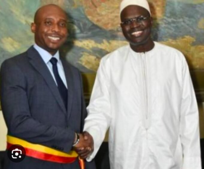 PRÉSIDENTIELLE 2024: Khalifa Sall choisit Barthélémy Dias comme directeur de campagne.