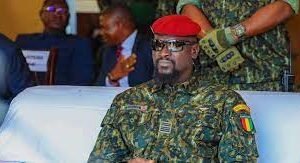 Guinée: Le CNRD dissout le gouvernement et prend des mesures conservatoires contre les anciens membres du gouvernement Goumou