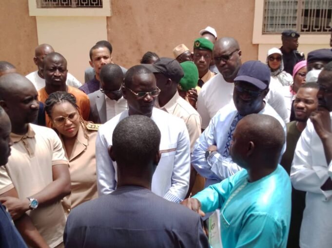 Visite du Ministre de l’Enseignement supérieur à l’Université Alioune Diop de Bambey : Les étudiants expriment leurs préoccupations