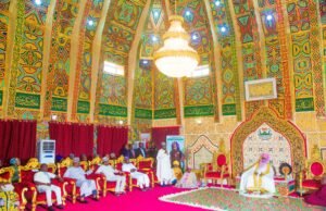 Deuxième session extraordinaire 2024 du Parlement de la CEDEAO, les députés rendent visite à l’Emir de Kano