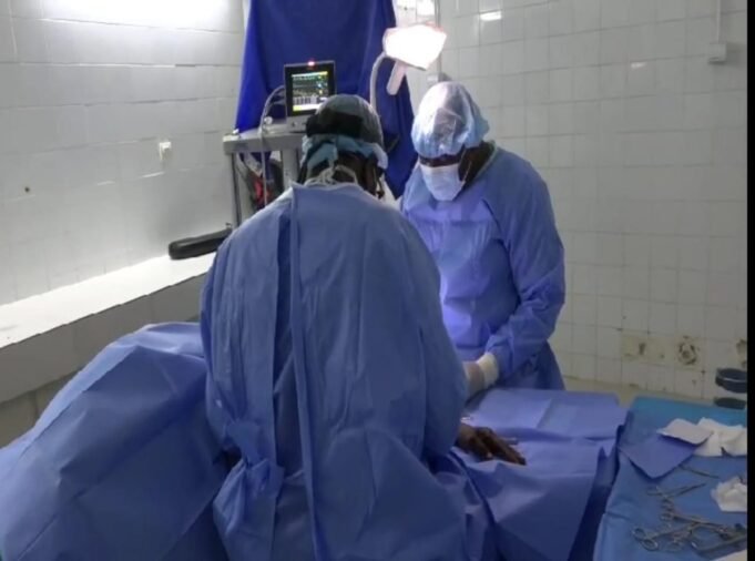 Décentralisation des Confections de Fistules Artéro-Veineuses à l’EPS Ndamatou : Un Pas Crucial vers l’Accessibilité et la Qualité des Soins