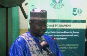 Monrovia : l’honorable Billay G. Tunkara relance le débat sur l’efficacité de la politique d’investissement de la CEDEAO