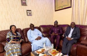 En marge des travaux parlementaires à Dakar : L’Honorable Hadjaratou Traoré Coulibaly rend une visite de courtoisie à Moustapha Cissé Lo