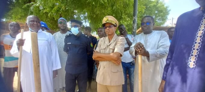 72 heures de curage des caniveaux et de dessablement entre Touba et Mbacké initié par le préfet de Mbacké Khadime Hann