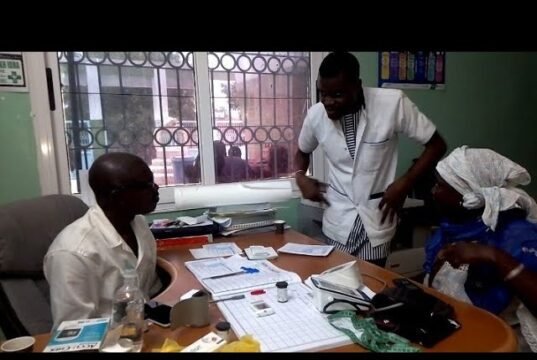 La Journée Mondiale de l’Hypertension Artérielle (HTA) est célébrée chaque année le 17 mai. Touba se prépare pour célébrer la fête sous la présence du ministre de la santé. De ce faite des dépistages gratuite ont été organisés sur plusieurs structures sanitaires de la ville sainte ( VIDÉO).