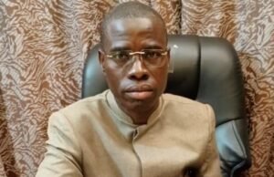 Réponse à Monsieur Mody Niang.Aphone depuis deux ans à cause des strapontins, les Sénégalais pensaient que tu n’existais plus.